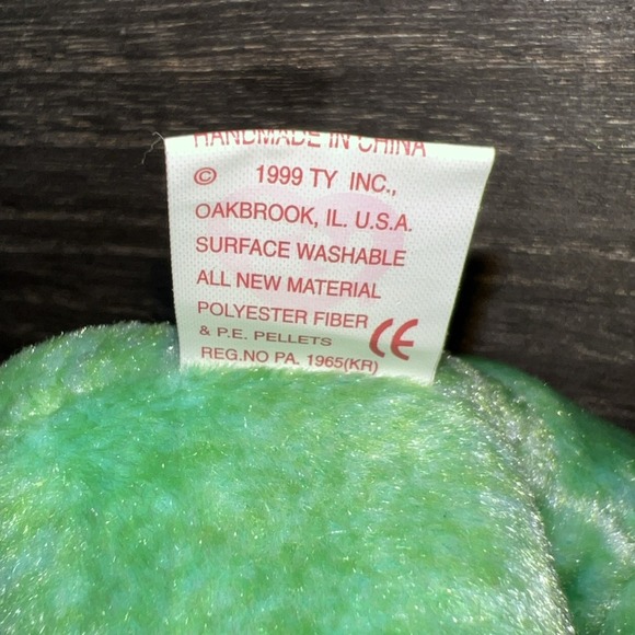 Ty Beanie Baby Kicks the Soccer Bear - Picture 8 of 9